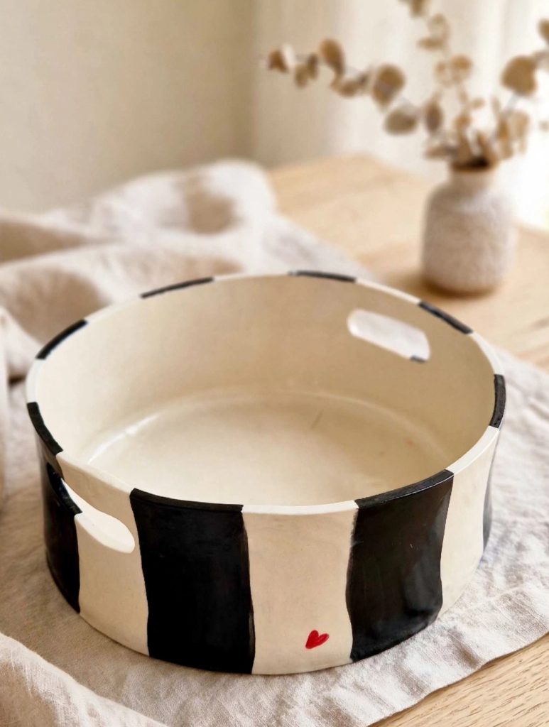 SALADIER ENGOBE NOIR - ATELIER POTERIE CERAMIQUE - MIRAMAS - LA CABANE DE CELINE