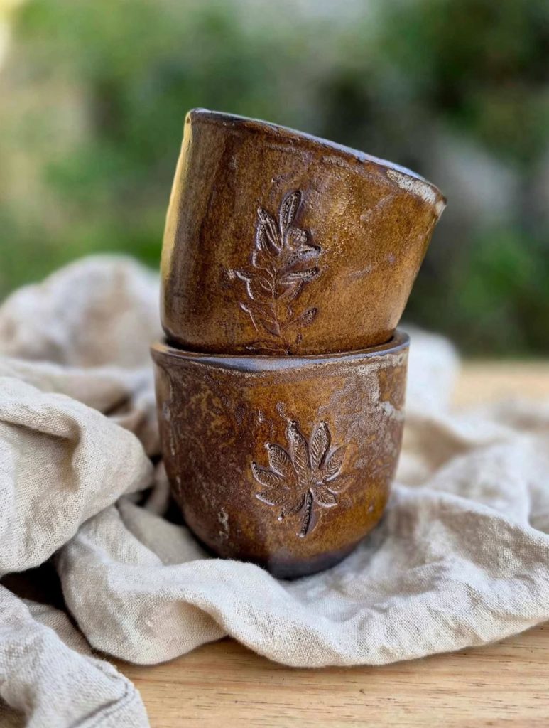 TASSE GRES NOIR - ATELIER POTERIE CERAMIQUE - MIRAMAS - LA CABANE DE CELINE